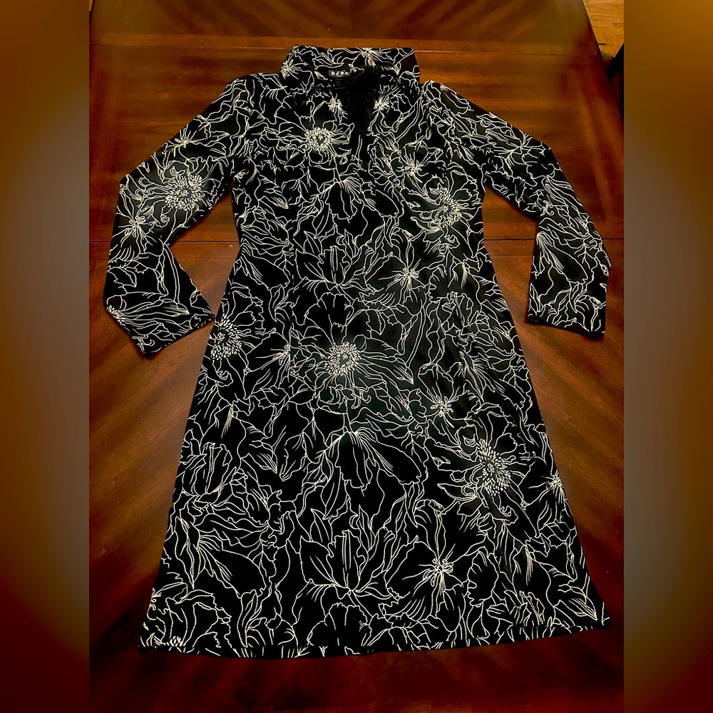 BCBG Black and White Floral Long Sleeve Dress